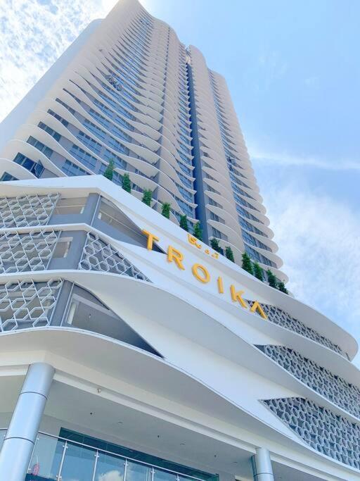 Netflix 2 Bedroom Troika Kota Bharu Homestay 1812 Esterno foto